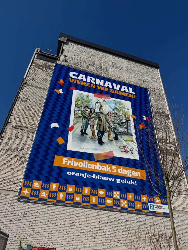 XXL Spandoekframe aan de gevel