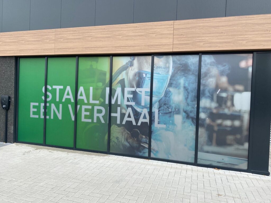 Raambelettering etched glass